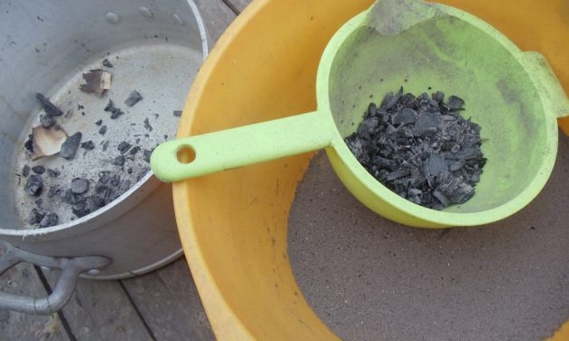 Comment faire de la lessive de cendre ?